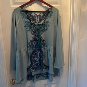 Ladies Top, One World Live and Let Live, Size 1X